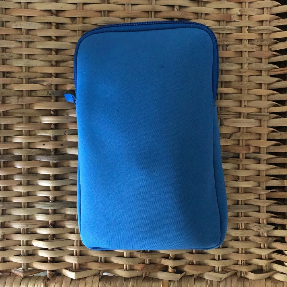 BREE amenity kit bag travel business class Lufthansa first blue new rare